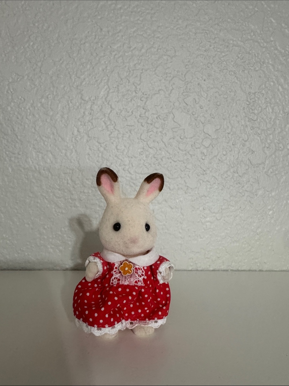 Sylvanian Families/Calico Critters Chocolate Rabbit Girl Freya